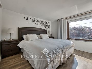 Venta de espectacular y hermosa casa con acceso controlado 24/7 en Peñalolén