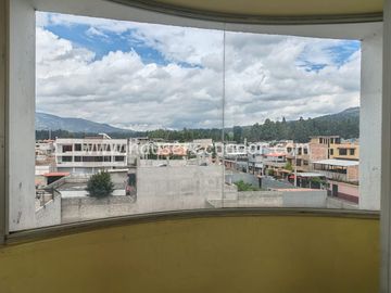 Amplio departamento con 2 habitaciones y buena conectividad con excelente vista en Santa Isabel