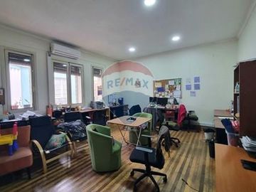 OFICINA EN VENTA/CASA COMERCIAL