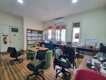 OFICINA EN VENTA/CASA COMERCIAL