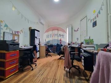 OFICINA EN VENTA/CASA COMERCIAL