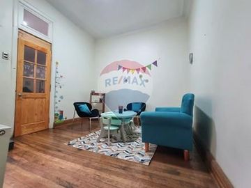 OFICINA EN VENTA/CASA COMERCIAL