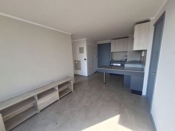 Vende depto la cisterna  2827 UF