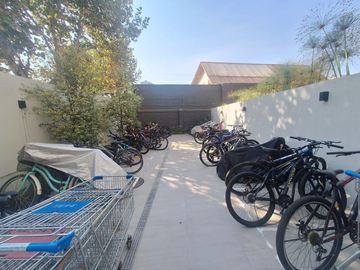 Vende depto la cisterna  2827 UF