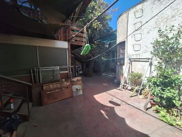 Vende inmueble uso comercial
