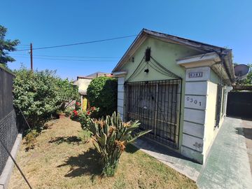 Oportunidad  casa La Cisterna  , gran patio  6188 UF