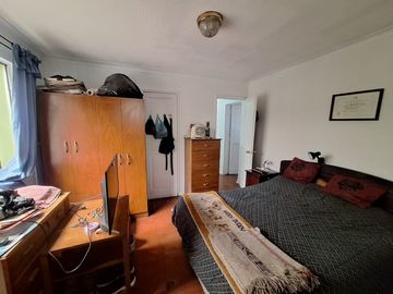 Oportunidad  casa La Cisterna  , gran patio  6188 UF