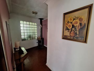 Oportunidad  casa La Cisterna  , gran patio  6188 UF