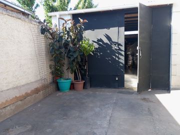 Vendo Amplia Y Hermosa Casa, América & 12 De Febrero, S.bdo.
