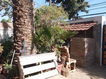 Vendo Amplia Y Hermosa Casa, América & 12 De Febrero, S.bdo.