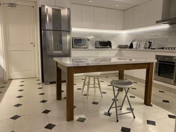 Venta Departamento de 5 ambientes con terraza y parrilla en Palermo Chico