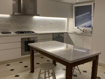 Venta Departamento de 5 ambientes con terraza y parrilla en Palermo Chico