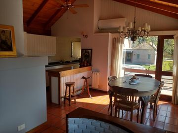 Excelente casa 2 plantas en Las Praderas de Lujan
