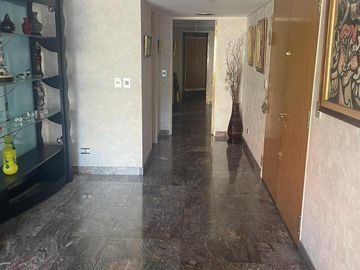 4 ambientes con dependencia y cocheras - Coronel Diaz 2100