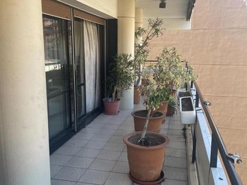 4 ambientes con dependencia y cocheras - Coronel Diaz 2100