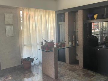 4 ambientes con dependencia y cocheras - Coronel Diaz 2100