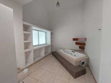 CASA EN VENTA EN  FRACCIONAMIENTO COLINAS DEL SUR