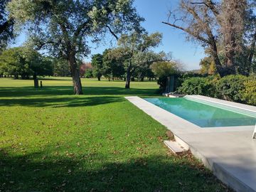 Excelente Casa en Las Praderas De Lujan