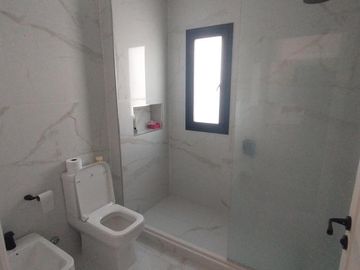 Excelente Casa en Las Praderas De Lujan