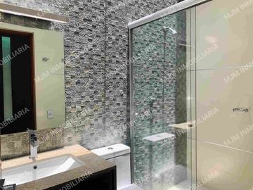CASA GARDENIA RESIDENCIA EN LOMAS DE COYOC  COLINDA CAMPO DE GOLF DE UN NIVEL