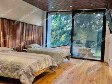 CASA PAROTA  ESPECTACULAR RESIDENCIA EN LOMAS DE COCOYOC