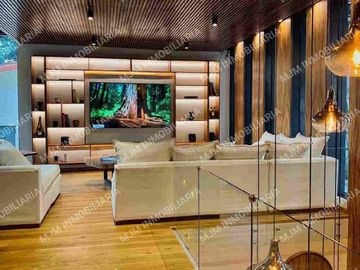 CASA PAROTA  ESPECTACULAR RESIDENCIA EN LOMAS DE COCOYOC