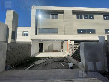 Triplex en venta 2 dormitorios en Docta Boulevard A estrenar