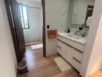 Casa en venta - 5 Dormitorios 1 Baño - Canning