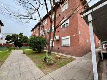 Departamento en venta - 3 Dormitorios 2 Baños - El Palomar