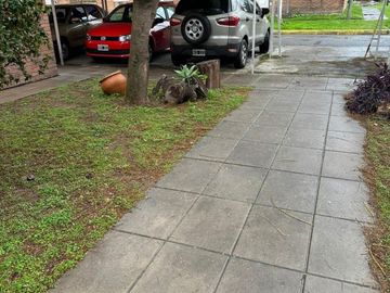 Departamento en venta - 3 Dormitorios 2 Baños - El Palomar
