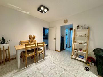 Departamento en venta - 3 Dormitorios 2 Baños - El Palomar