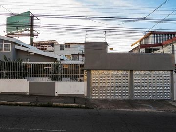 Casa en venta sector Jipijapa