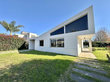 VENTA Casa en Miraflores, Funes Hills