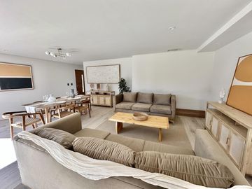 VENTA Casa en Miraflores, Funes Hills