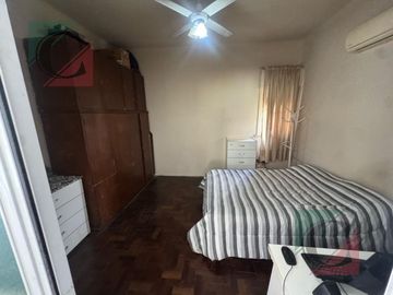 Casa 5 ambientes con lote propio - ideal dos flias