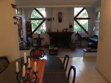 OPORTUNIDAD, Casa de 228m2 en Las Praderas de Lujan