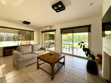 Casa en venta en barrio privado Septiembre