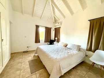 Casa en venta en barrio privado Septiembre