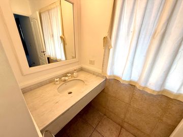 Casa en venta en barrio privado Septiembre