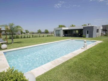Casa San Sebastian con Pileta
