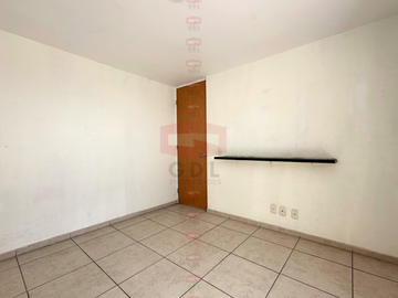 PARQUES DE TESISTÁN CASA EN VENTA