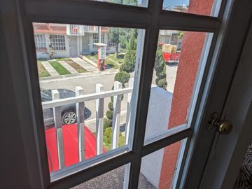 CASA EN VENTA EN FRACCIONAMIENTO LOS HÉROES.