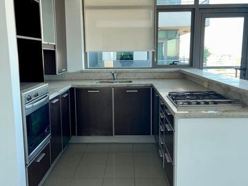 Departamento en Puerto Madero tres ambientes con excelente vista - Apto Crédito