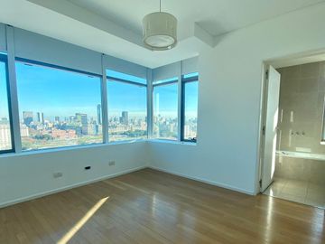 Departamento en Puerto Madero tres ambientes con excelente vista - Apto Crédito