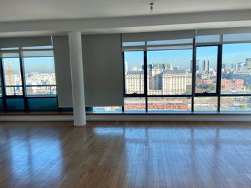 Departamento en Puerto Madero tres ambientes con excelente vista - Apto Crédito