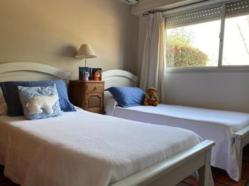 CASA EN VENTA EN LAS PRADERAS - LUJAN