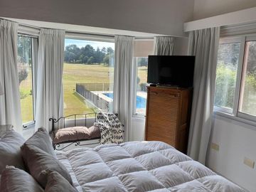 CASA EN VENTA EN LAS PRADERAS - LUJAN