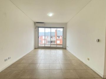 Departamento en venta en Jardines De San Isidro III, San Isidro - 2 Ambientes