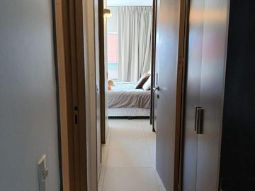 Excelente 2 ambientes muy amplio con cochera fija - Edificio Green Tower