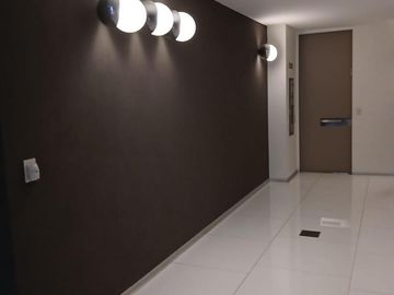 Excelente 2 ambientes muy amplio con cochera fija - Edificio Green Tower